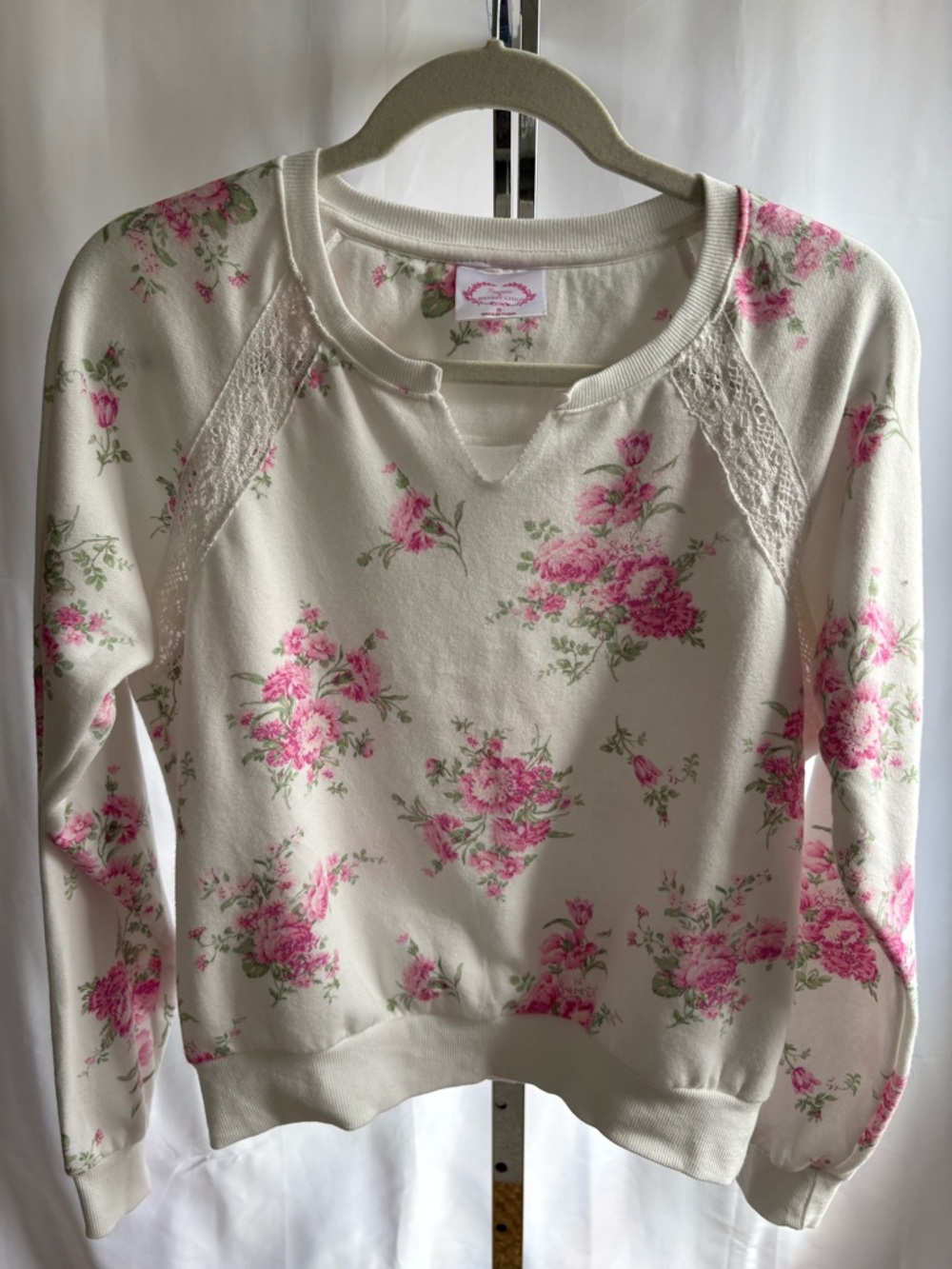 Shabby Chic Cream Sweatshirt with Pink Rose Bouquet Print